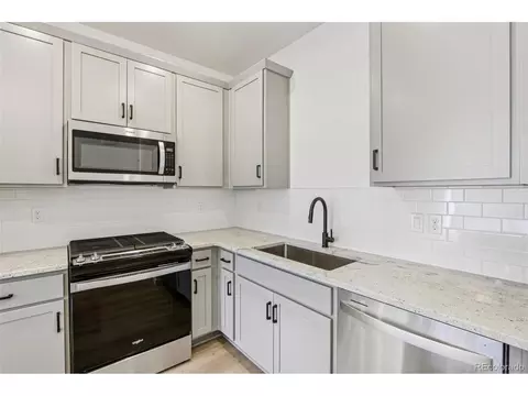 Kitchen - 15339 W 68th Loop, Arvada, CO 80007 photo 5 of 6