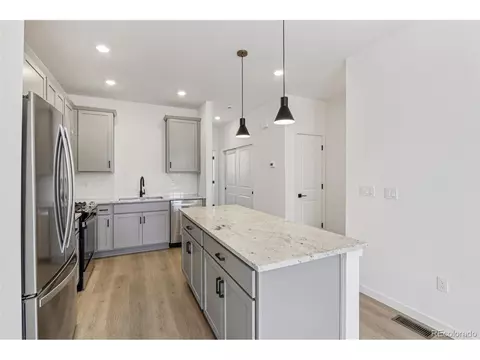 Kitchen - 15339 W 68th Loop, Arvada, CO 80007 photo 3 of 6