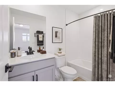 Bath - 15339 W 68th Loop, Arvada, CO 80007 photo 8 of 9