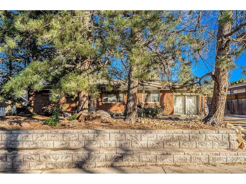 380 S Moore St, Lakewood, CO 80226
