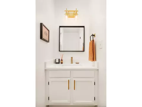 17990 E Dickenson Pl, Aurora, CO 80013 photo 22
