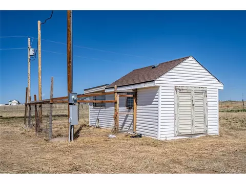 44444 E Iliff Trl, Bennett, CO 80102 photo 4