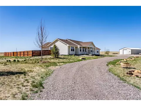 44444 E Iliff Trl, Bennett, CO 80102 photo 6