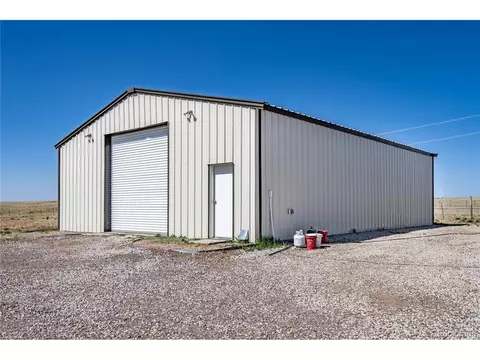 44444 E Iliff Trl, Bennett, CO 80102 photo 3
