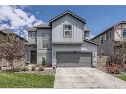 15783 E Warner Dr, Denver, CO 80239 photo 1