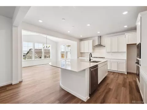 24748 E 40th Ave, Aurora, CO 80019 photo 4