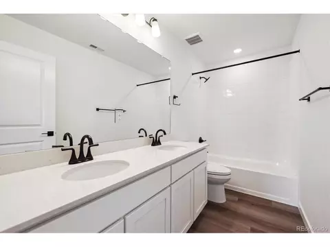 24748 E 40th Ave, Aurora, CO 80019 photo 16