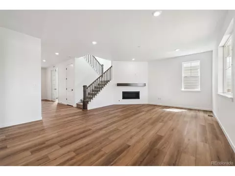 24748 E 40th Ave, Aurora, CO 80019 photo 9