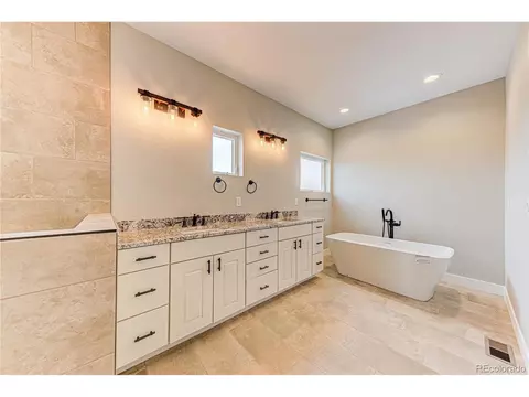 13817 Gilbert Dr, Peyton, CO 80831 photo 22