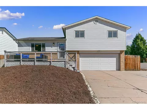 9105 W Maplewood Ave, Littleton, CO 80123