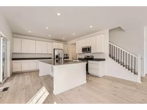 24792 E Atlantic Dr, Aurora, CO 80018 photo 6