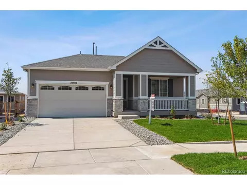 24504 E 37th Ave, Aurora, CO 80019
