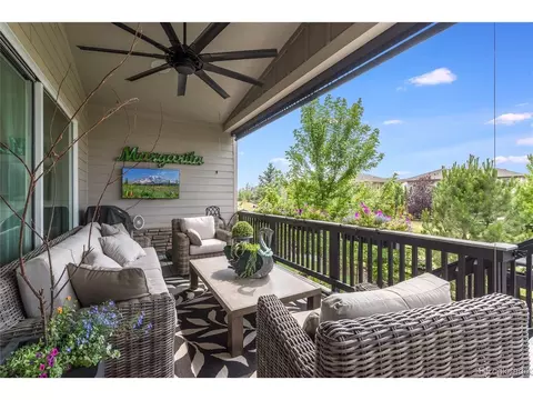Exterior - 27810 E Lakeview Dr, Aurora, CO 80016 photo 3 of 4