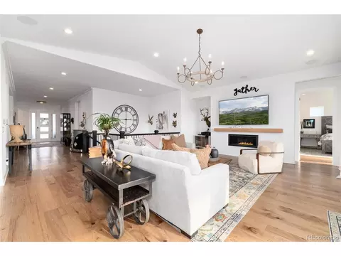 Living - 27810 E Lakeview Dr, Aurora, CO 80016 photo 3 of 5