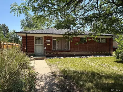 3054 Victor St, Aurora, CO 80011
