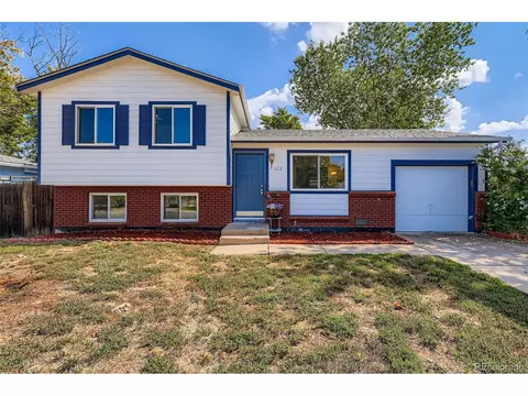 822 S Macon Way, Aurora, CO 80012