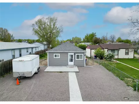 320 6th St, Dacono, CO 80514