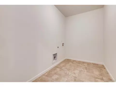 Undisclosed, Aurora, CO 80018 photo 25