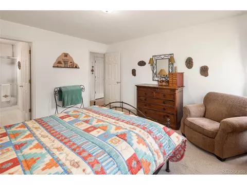 1755 Iris St, Lakewood, CO 80215 photo 20