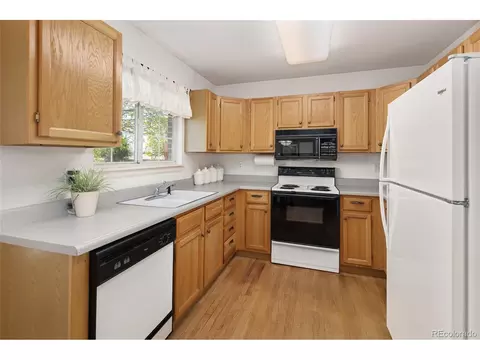 1755 Iris St, Lakewood, CO 80215 photo 15