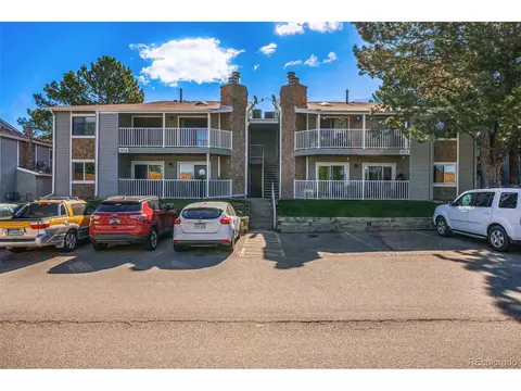 904 S Walden Way #203, Aurora, CO 80017