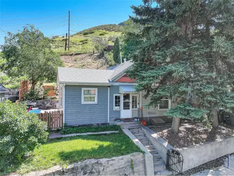1505 East St, Golden, CO 80401