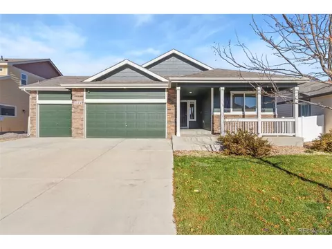 1524 Wavecrest Dr, Windsor, CO 80550 photo 2
