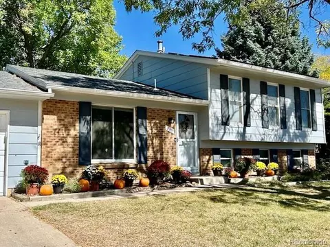 845 W Linden St, Louisville, CO 80027