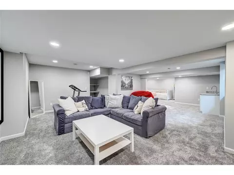 18110 E Berry Ave, Centennial, CO 80015 photo 29