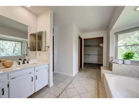 18110 E Berry Ave, Centennial, CO 80015 photo 20