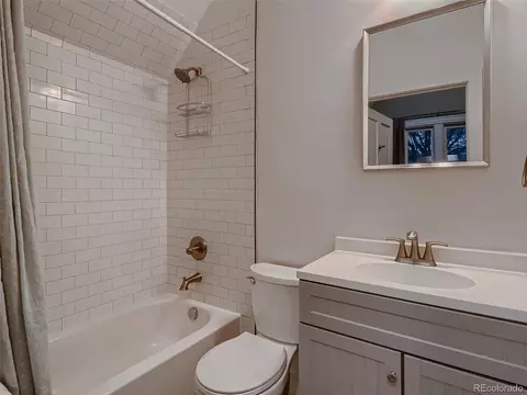 1632 Vine St, Denver, CO 80206 photo 18