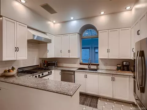 1632 Vine St, Denver, CO 80206 photo 12
