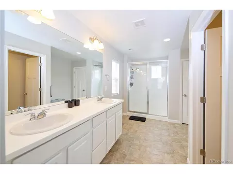 27854 E 8th Ave, Aurora, CO 80018 photo 13