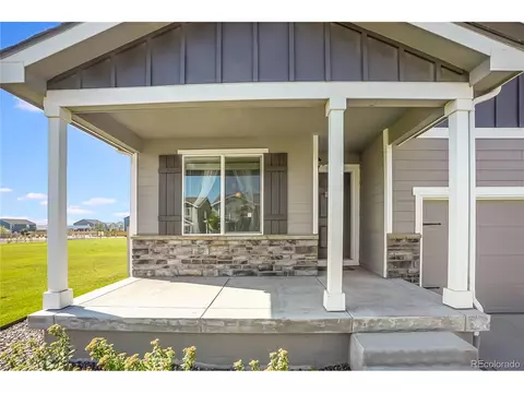 47386 Lily Ave, Bennett, CO 80102 photo 2