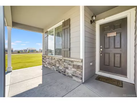 47386 Lily Ave, Bennett, CO 80102 photo 3