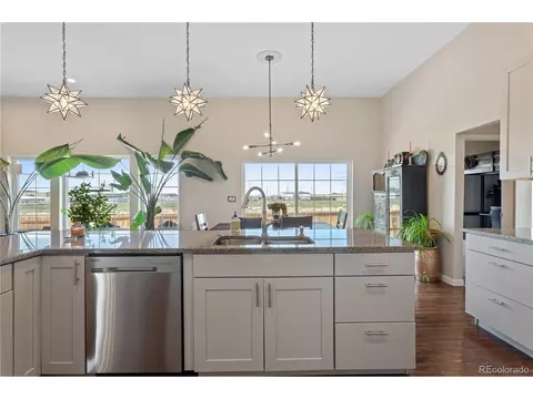 1005 Viewridge Rd, Bennett, CO 80102 photo 7