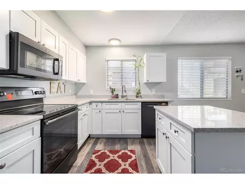524 Vance St, Lakewood, CO 80226