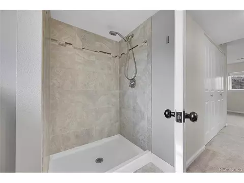 21265 E Ida Ave, Centennial, CO 80015 photo 33