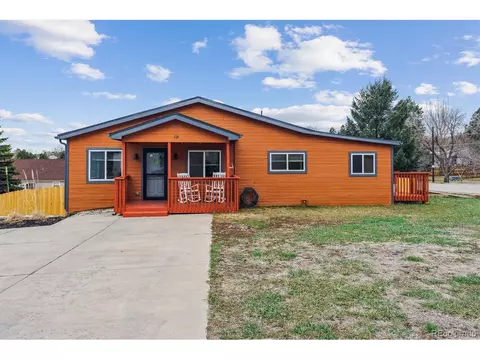 176 W Elm St, Elizabeth, CO 80107