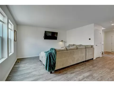 27379 E 6th Dr, Aurora, CO 80018 photo 12
