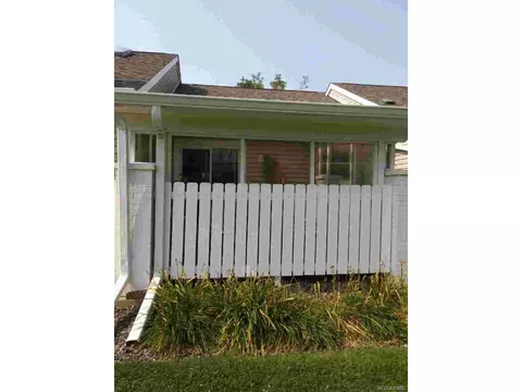 13904 E Linvale Pl, Aurora, CO 80014 photo 2
