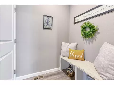 27062 Ellsworth Ave, Aurora, CO 80018 photo 28