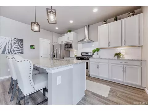 27062 Ellsworth Ave, Aurora, CO 80018 photo 7