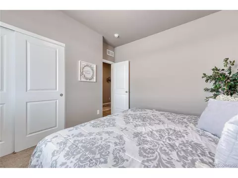 27062 Ellsworth Ave, Aurora, CO 80018 photo 26