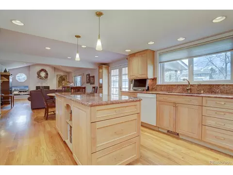 7603 E Mercer Pl, Denver, CO 80237 photo 10