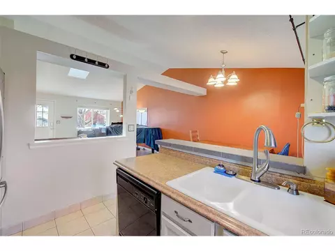 19997 E Wagontrail Dr, Centennial, CO 80015 photo 7