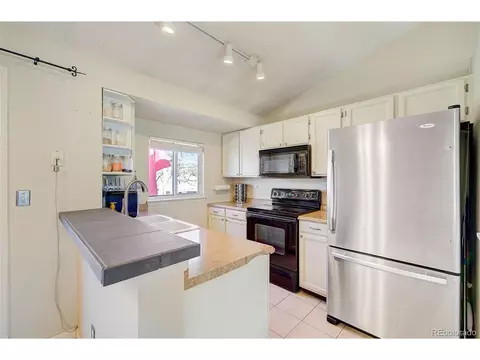 19997 E Wagontrail Dr, Centennial, CO 80015 photo 5