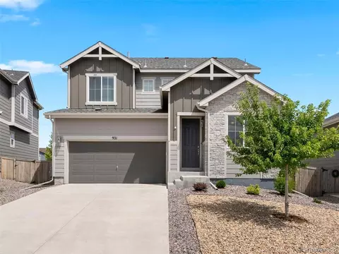 921 White Leaf Cir, Castle Rock, CO 80108