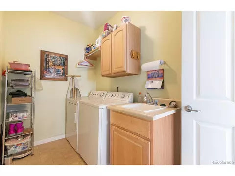 23922 E 2nd Dr, Aurora, CO 80018 photo 33