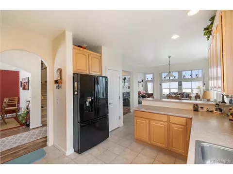 23922 E 2nd Dr, Aurora, CO 80018 photo 13